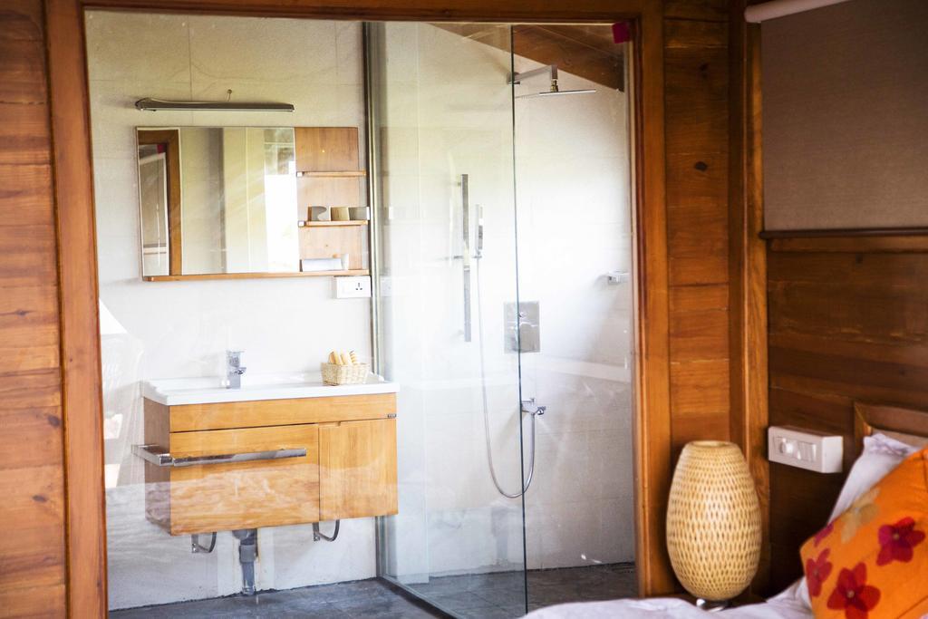 Vinis Farm - A Private Island Stay -Privacy Redefined !!! Mundrothuruth Exteriör bild